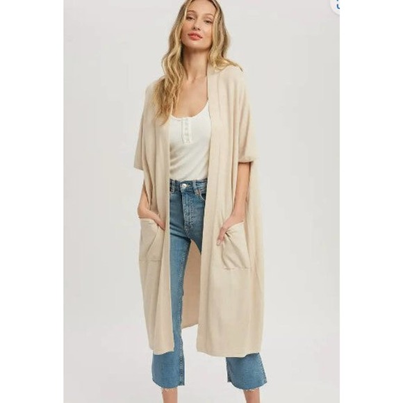 Soft Yarn Oversized 3/4 Sleeve Cardigan Ivory Pockets 3/4 sleeves oversized - Picture 5 of 5